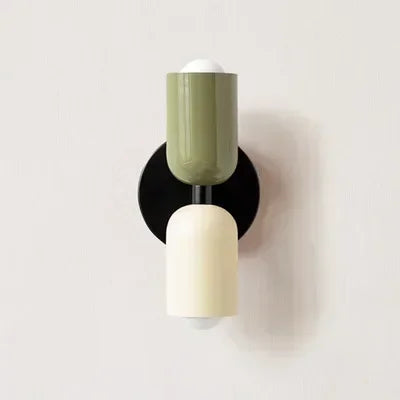 Kolorowa lampa ścienna macaron w stylu nordyckim do sypialni i pokoju dziecięcego