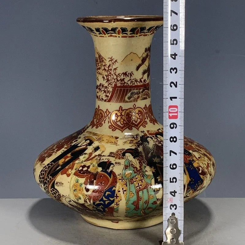 Exquisite Chinese Old Porcelain Dowager Vase - Collectible Handmade Ceramic Decor