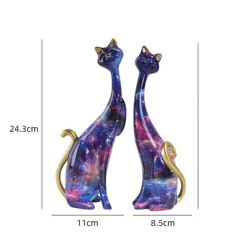 Nordic Graffiti Cat Sculpture - Abstract Resin Art Decor, Modern Home Decor