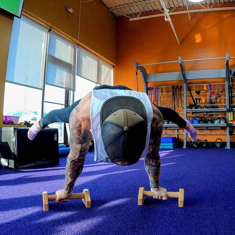 Drewniane uchwyty do pompek i paraletki | antypoślizgowy sprzęt fitness do domu