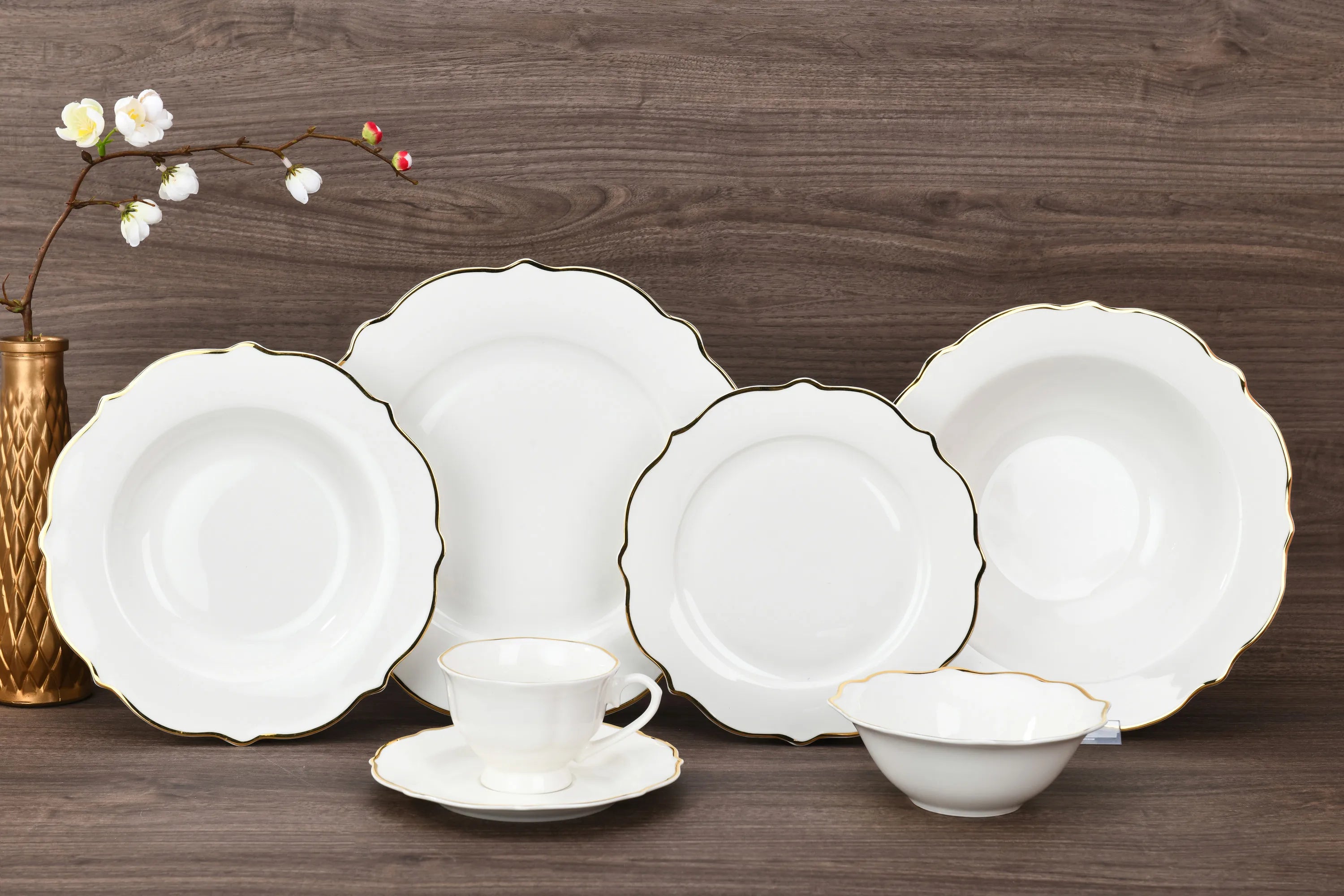 Vabena 62-Piece Bone China Luxury Dinnerware Set with Gold Rim - Elegant Dining