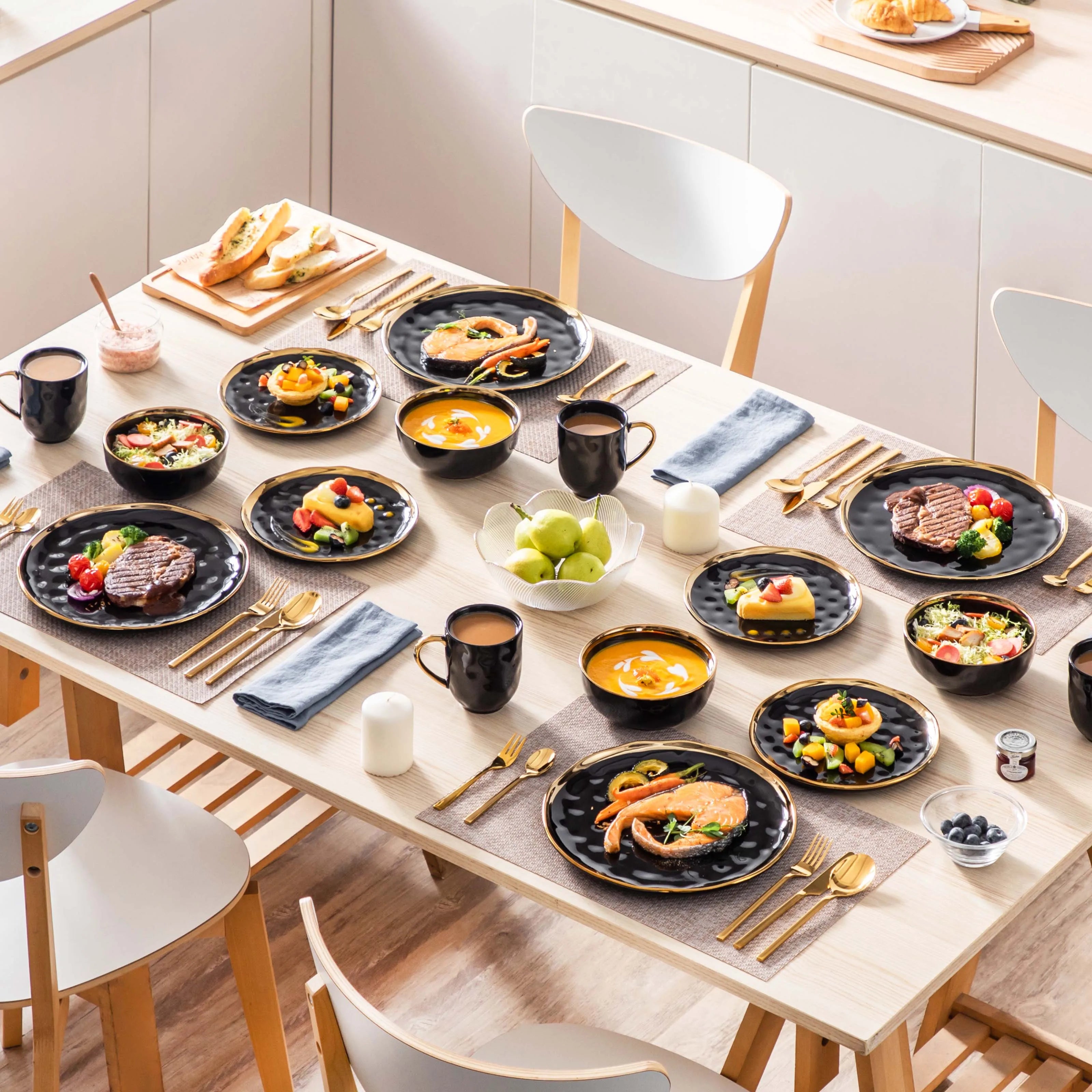 LOVECASA 16/32-Piece Black Porcelain & Gold Dinnerware Set