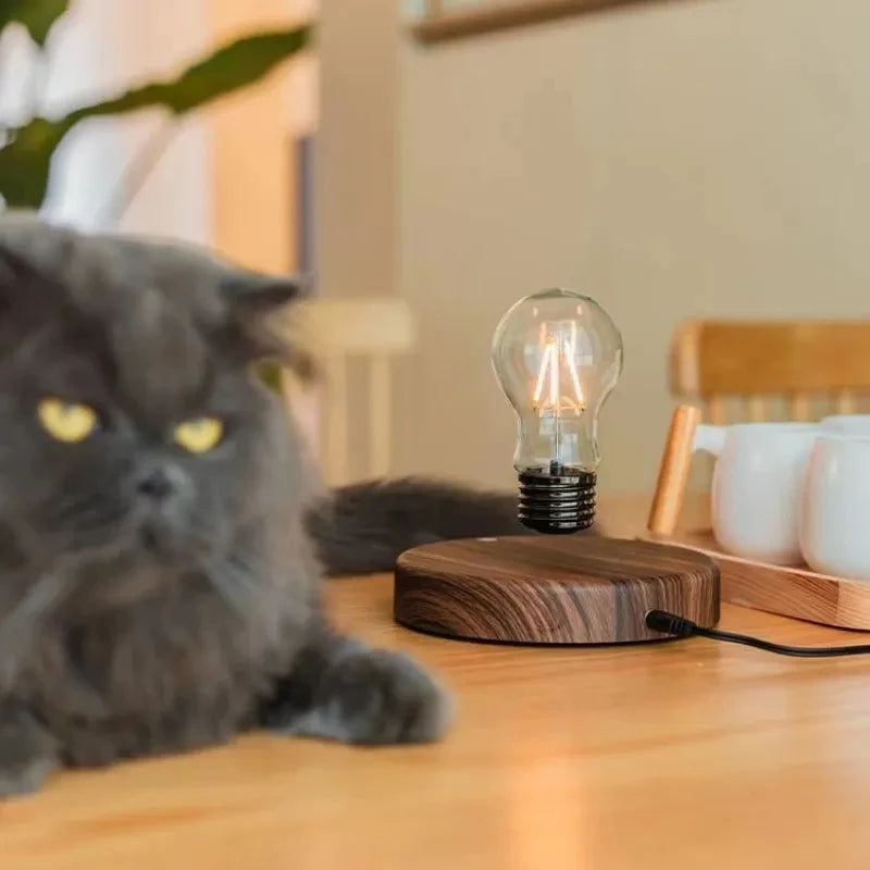 Lampa lewitacyjna magnetyczna – pływająca żarówka led biurkowa dekoracja