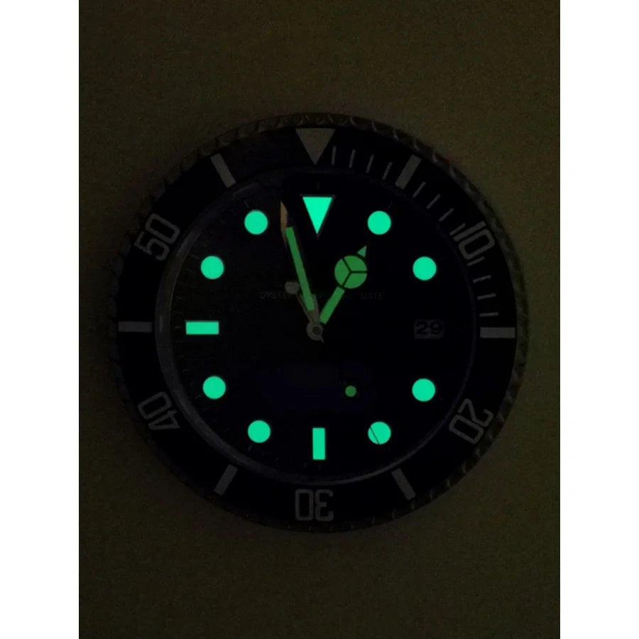 Luxury Modern Metal Wall Clock with Digital Luminescence