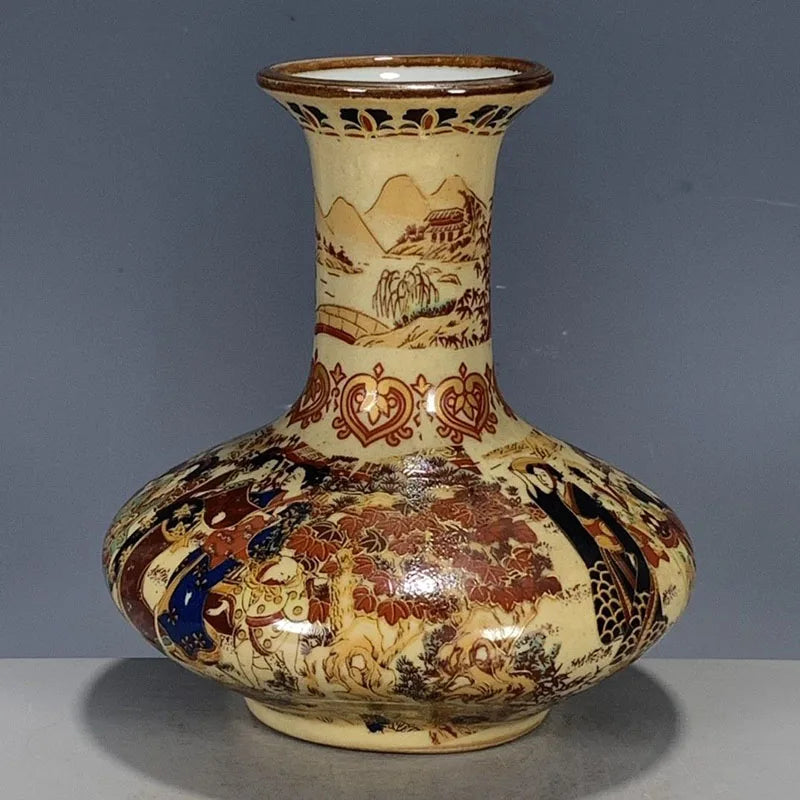 Exquisite Chinese Old Porcelain Dowager Vase - Collectible Handmade Ceramic Decor