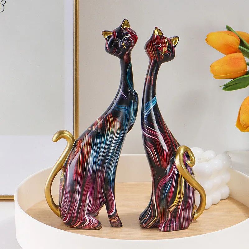 Nordic Graffiti Cat Sculpture - Abstract Resin Art Decor | Unique Home Decor